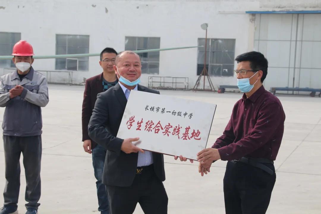 追逐绿色能源之梦，风电技术的最新发展与励志之旅